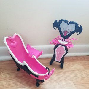 Monster High Draculaura Powder Room